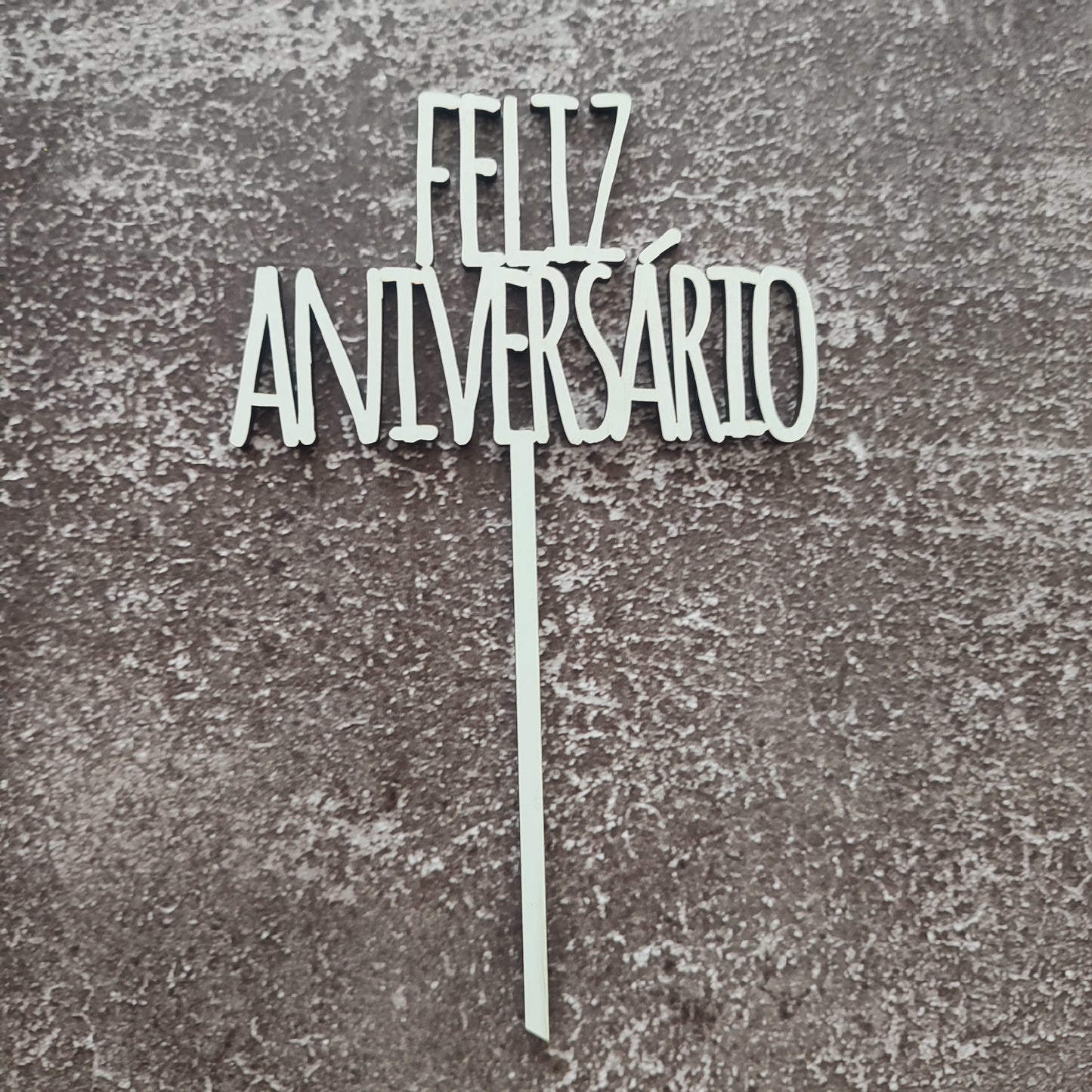 Topper Feliz Aniversário em MDF branco