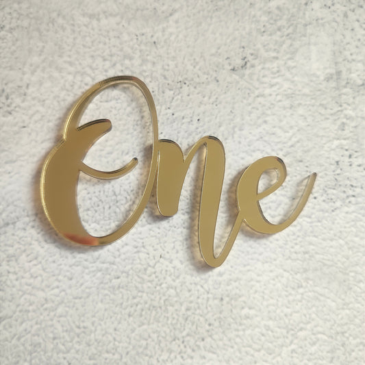 Topper acrílico "One" frontal