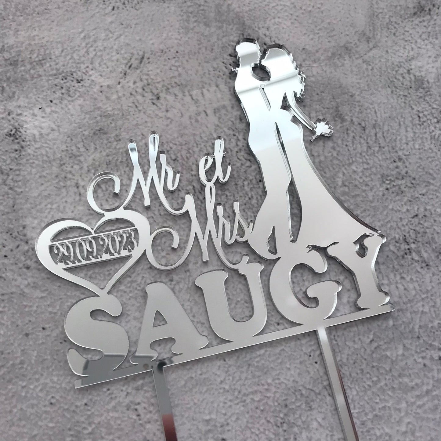 Topper de casamento silhuetas com data e nome